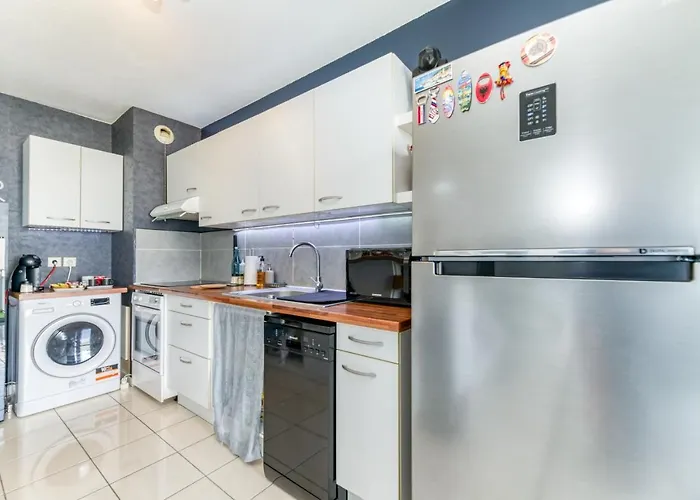 R'apparts T3 Pop Culture דירה *