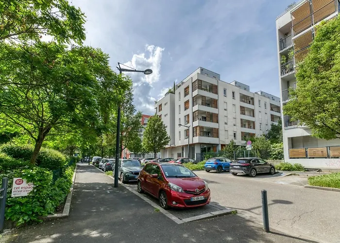 דירה R'apparts T3 Pop Culture *