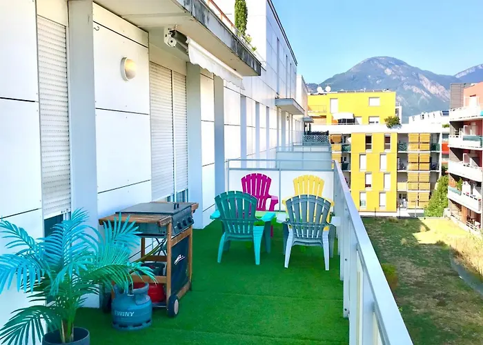 R'apparts T3 Pop Culture דירה