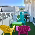 R'apparts T3 Pop Culture Apartman *